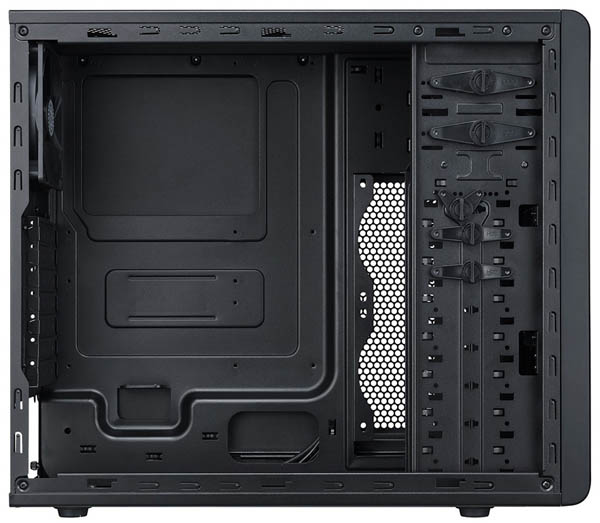 Cooler Master uvádí N300 a N500 ATX Midi-tower skříně