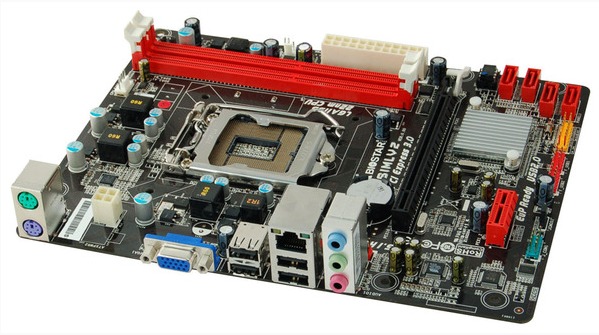 Biostar H61MLV2: Micro-ATX deska s LGA 1155