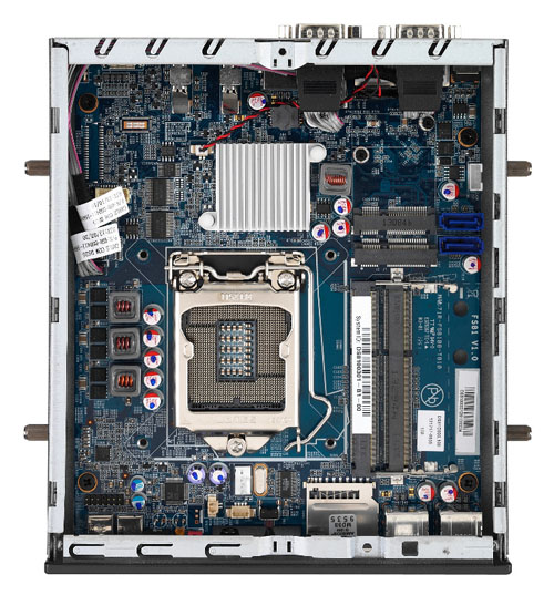 Shuttle Barebone DS81- 43 mm vysoké PC se socketem LGA 1150 pro procesory Haswell