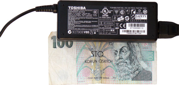 Toshiba Satellite U500 - malý a stylový všuměl
