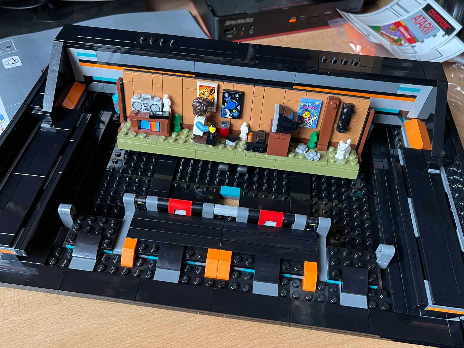 Už jste si dnes postavili své Atari? LEGO Atari VCS k 50. výročí založení firmy!