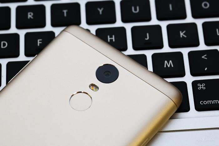 Společnost Xiaomi představila phablet Redmi Note 3 Pro