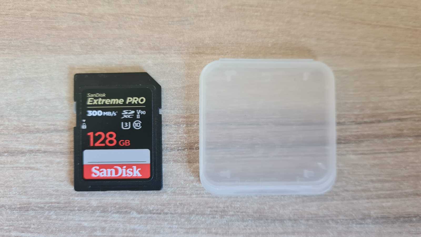  Velký test paměťových karet SD a microSD s kapacitou 128 GB