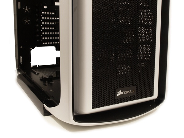 Corsair Graphite 600T – stoprocentní nadstandard