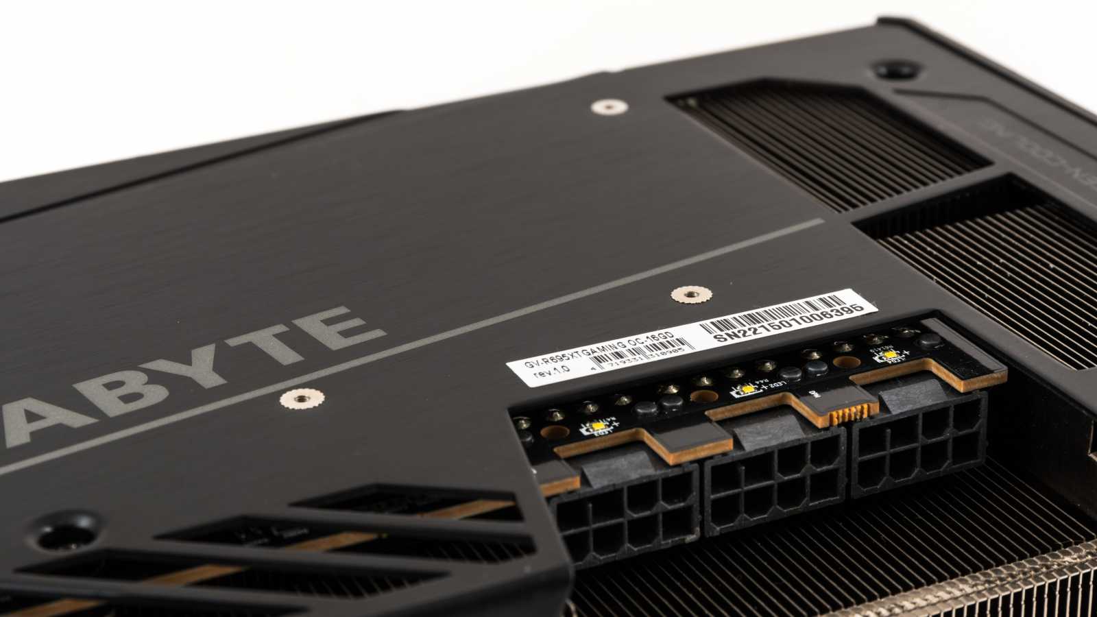 Gigabyte RX 6950 XT Gaming OC 16 GB: Špičkový Radeon chytl druhý dech 