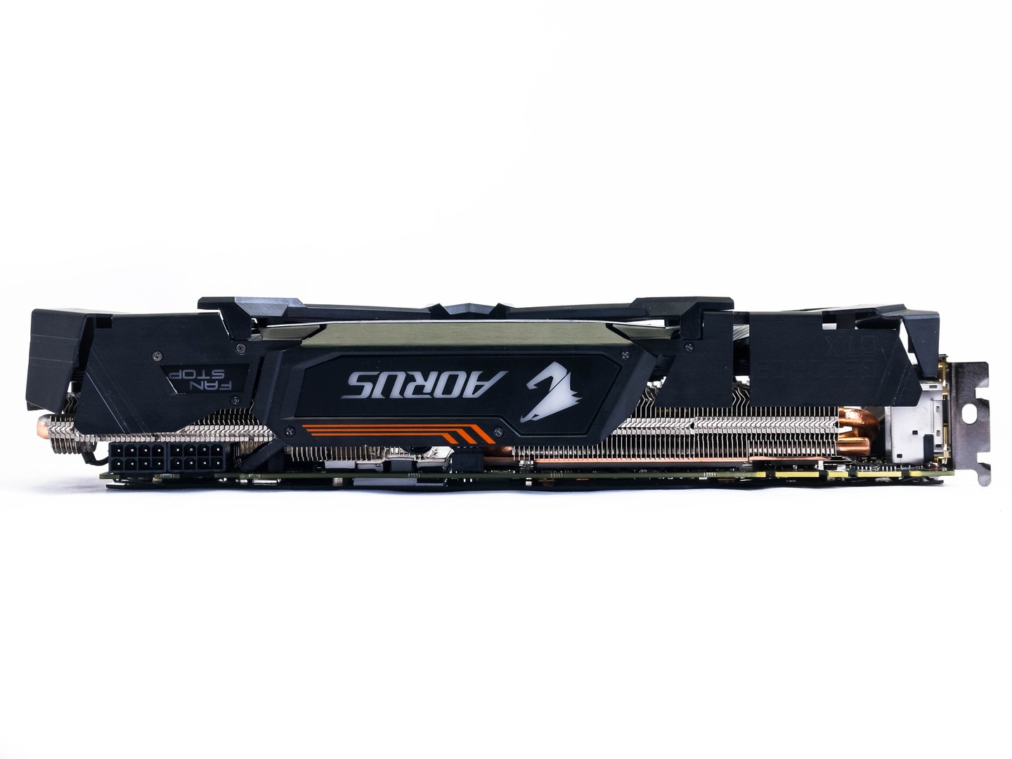 Gigabyte Aorus GTX 1080 Ti: Tvrdá konkurence pro MSI