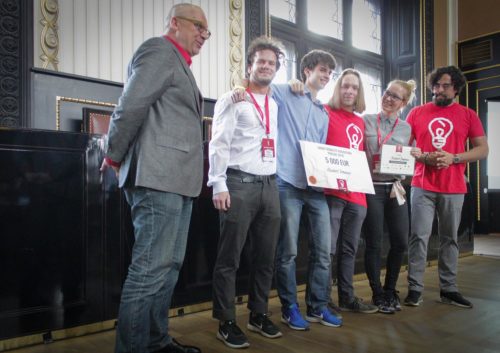 Studenti z ČVUT porazili na hackathonu tým z Oxfordu