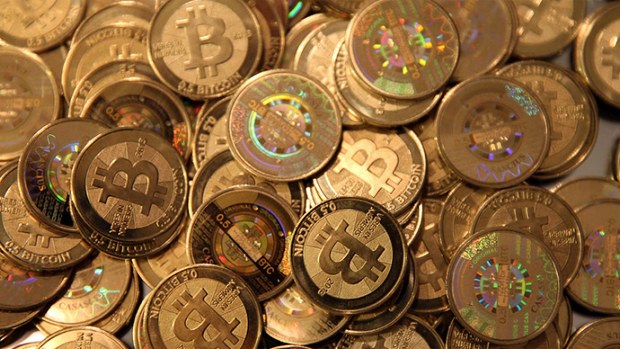 Bitcoin dále roste. Na chvíli překonal hranici 46 tisíc dolarů