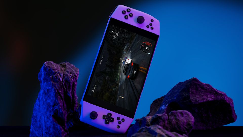 Handheld od Aya Neo dostane dedikovanou grafiku a větší displej, dorazí ještě letos