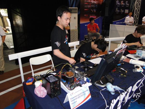 MSI MOA 2009 - Světové finále taktování v Pekingu