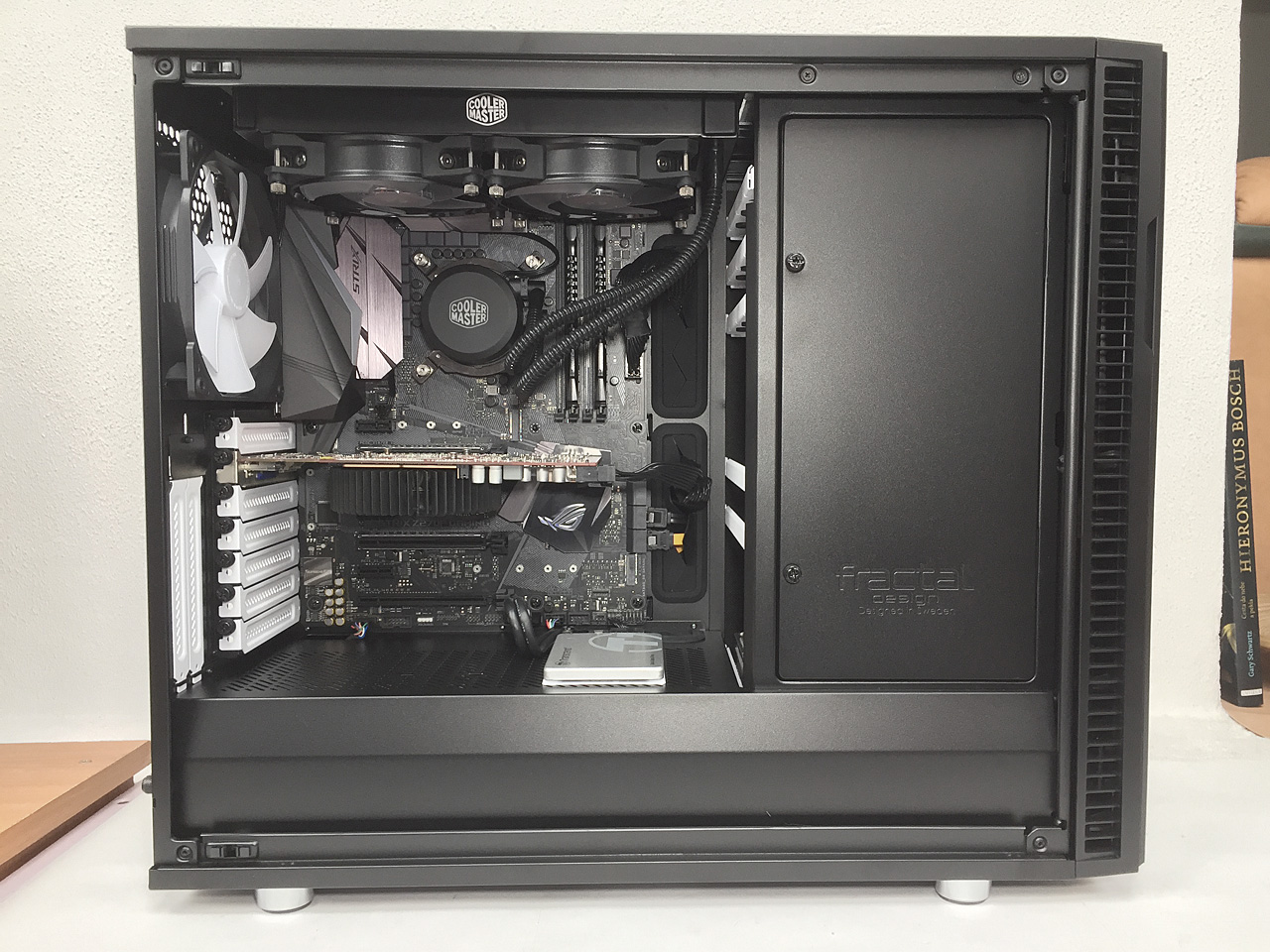 Fractal Design Define R6 – dokonalý nástupce legendy