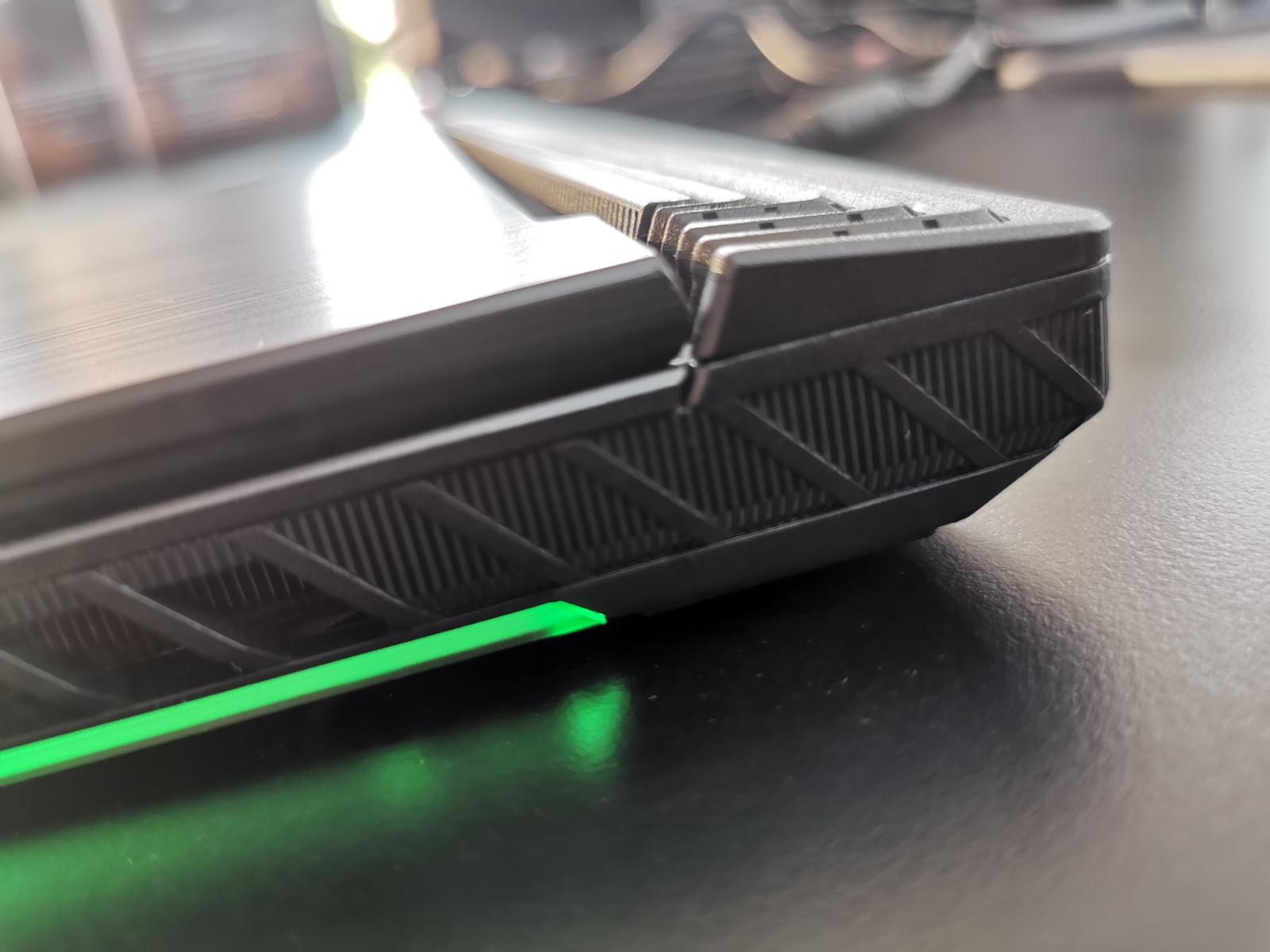 ASUS představil nové notebooky ROG. Udělají všem hráčům radost!