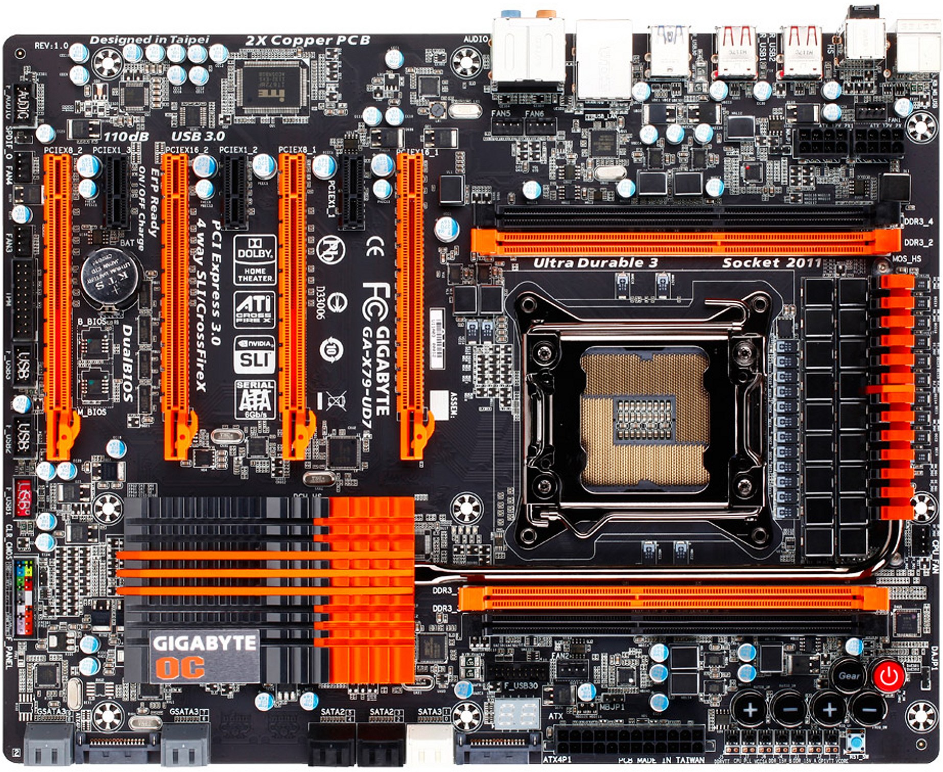 Gigabyte X79-UD7 – nejvyšší model, ale na konkurenci nestačí