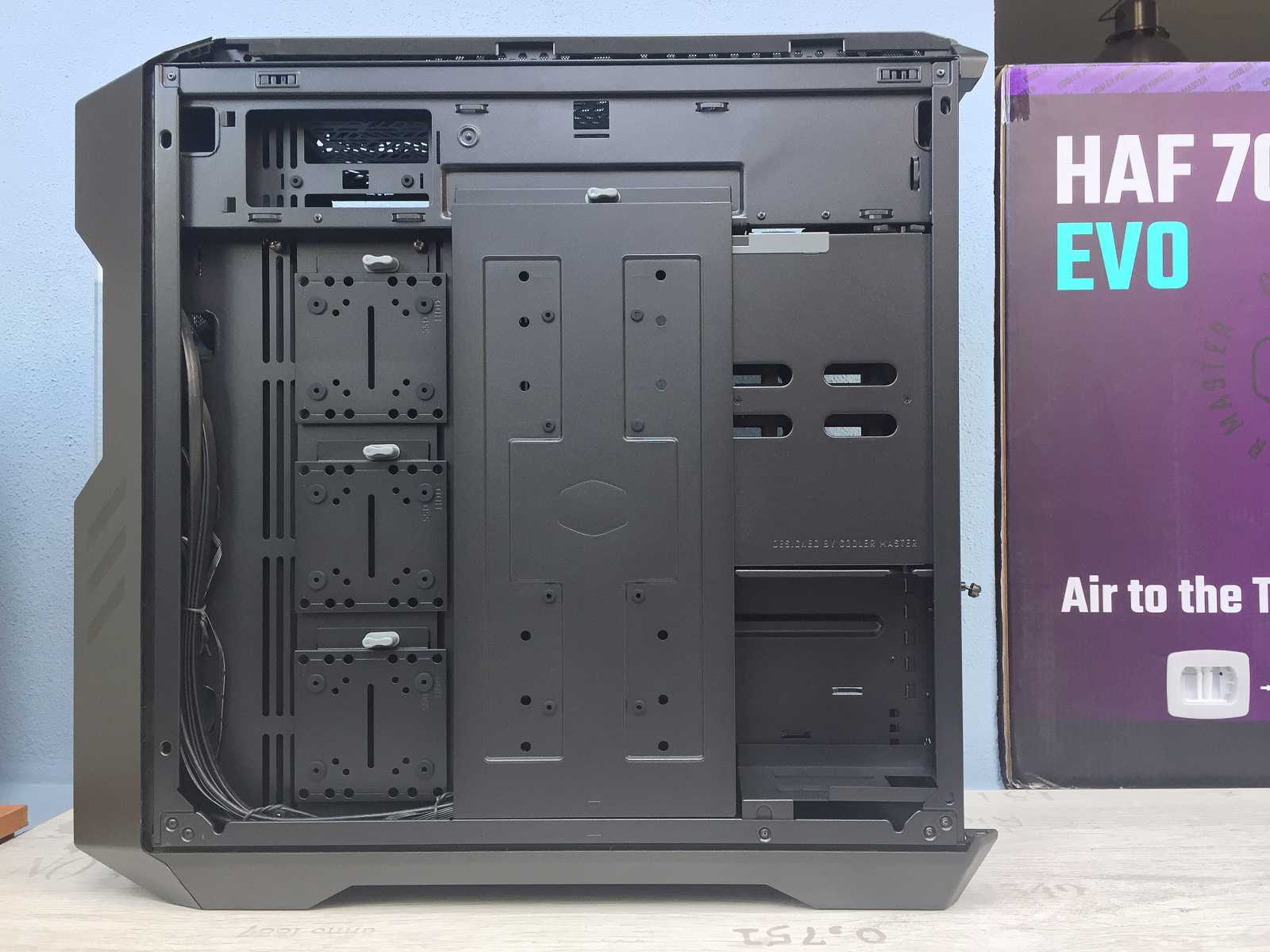 Test skříně Cooler Master HAF 700 EVO – extrém v mnoha aspektech