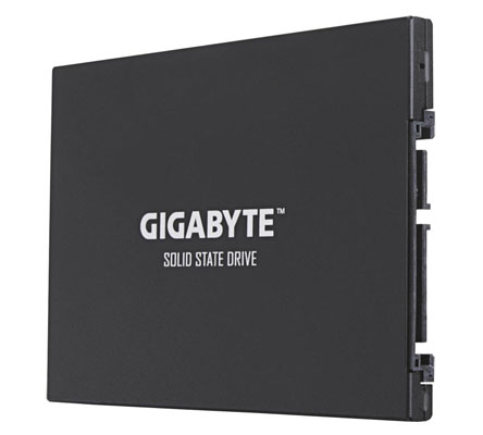 Gigabyte představil svoji první řadu 2,5" SSD s označením UD Pro