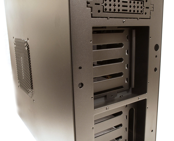 Fractal Design Arc Midi – elegán z královské rodiny