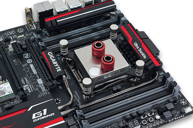 EK si pro své zákazníky připravilo nový blok vodního chlazení Supremacy EVO X99 pro procesory Haswell-E