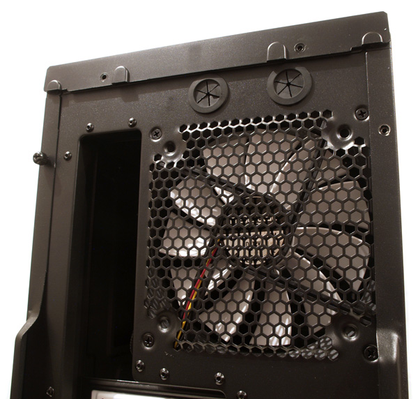 Fractal Design Arc Midi – elegán z královské rodiny