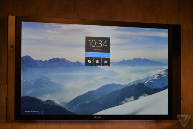 Microsoft představil Surface Hub, konferenční AiO PC s 84" displejem