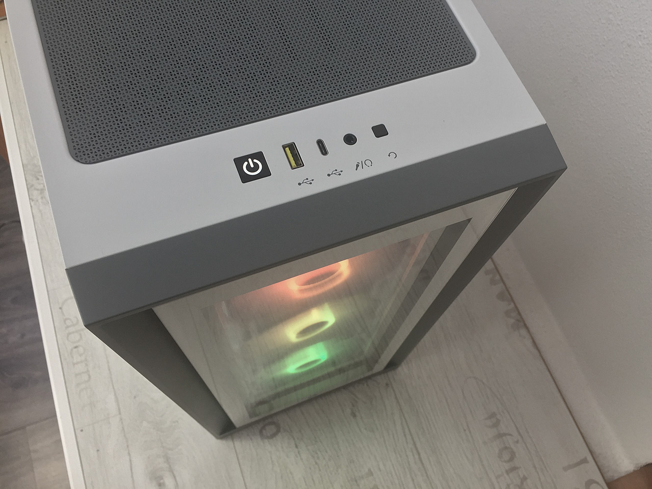 Skříně Corsair 4000D AIRFLOW a iCUE 4000X RGB v testu