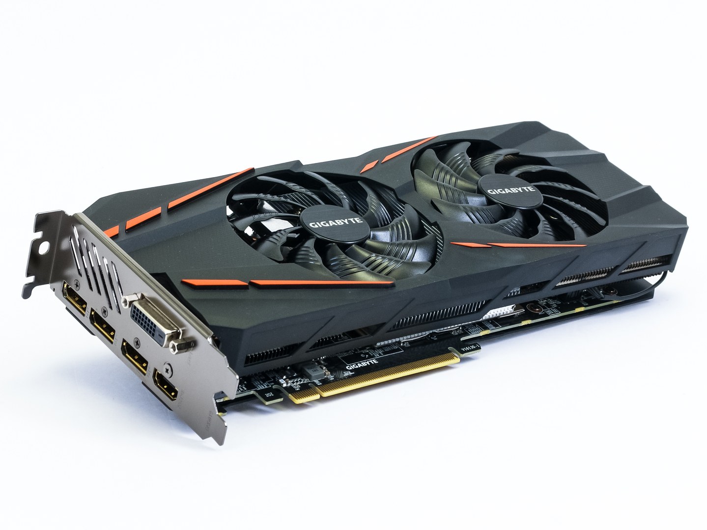 Dvě revize Gigabyte GTX 1060 G1 Gaming, dvě různé karty