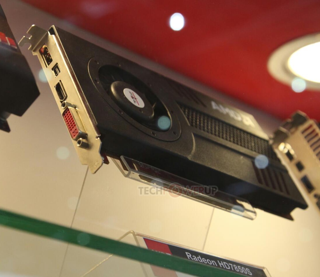 Triplex ukázal jednoslotový Radeon HD 7850 [Computex]