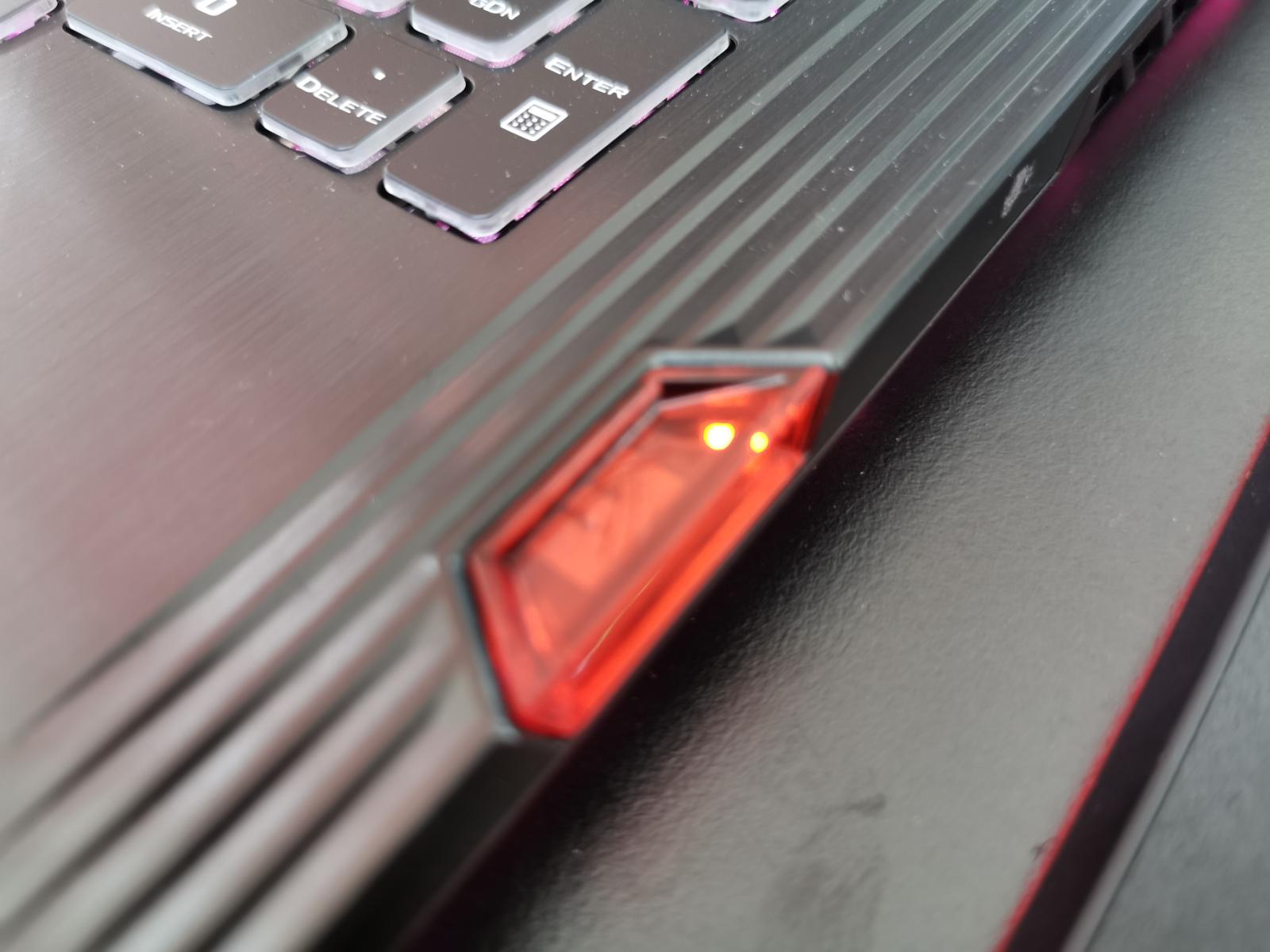 ASUS představil nové notebooky ROG. Udělají všem hráčům radost!