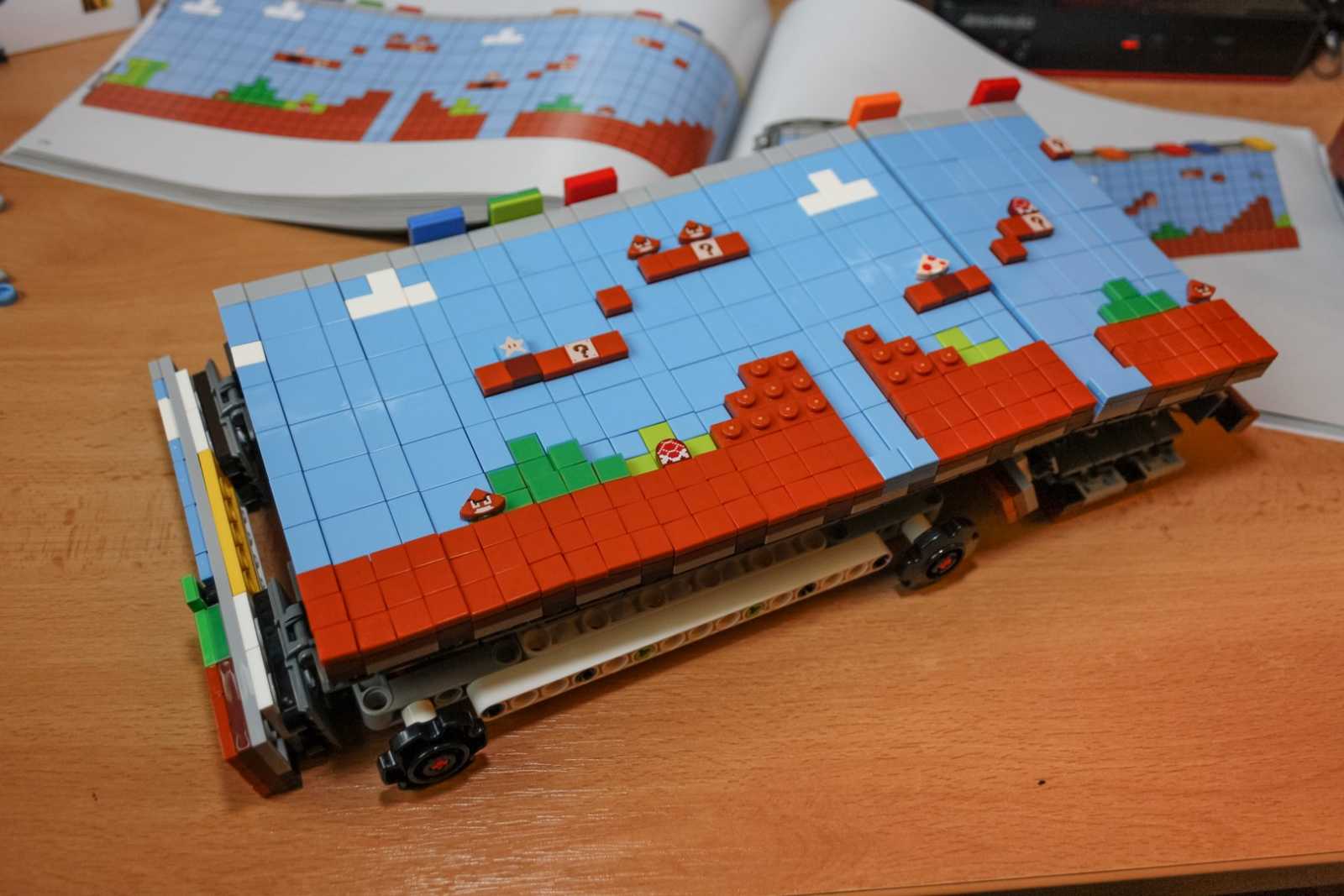 NES, jeho jméno je Lego NES!