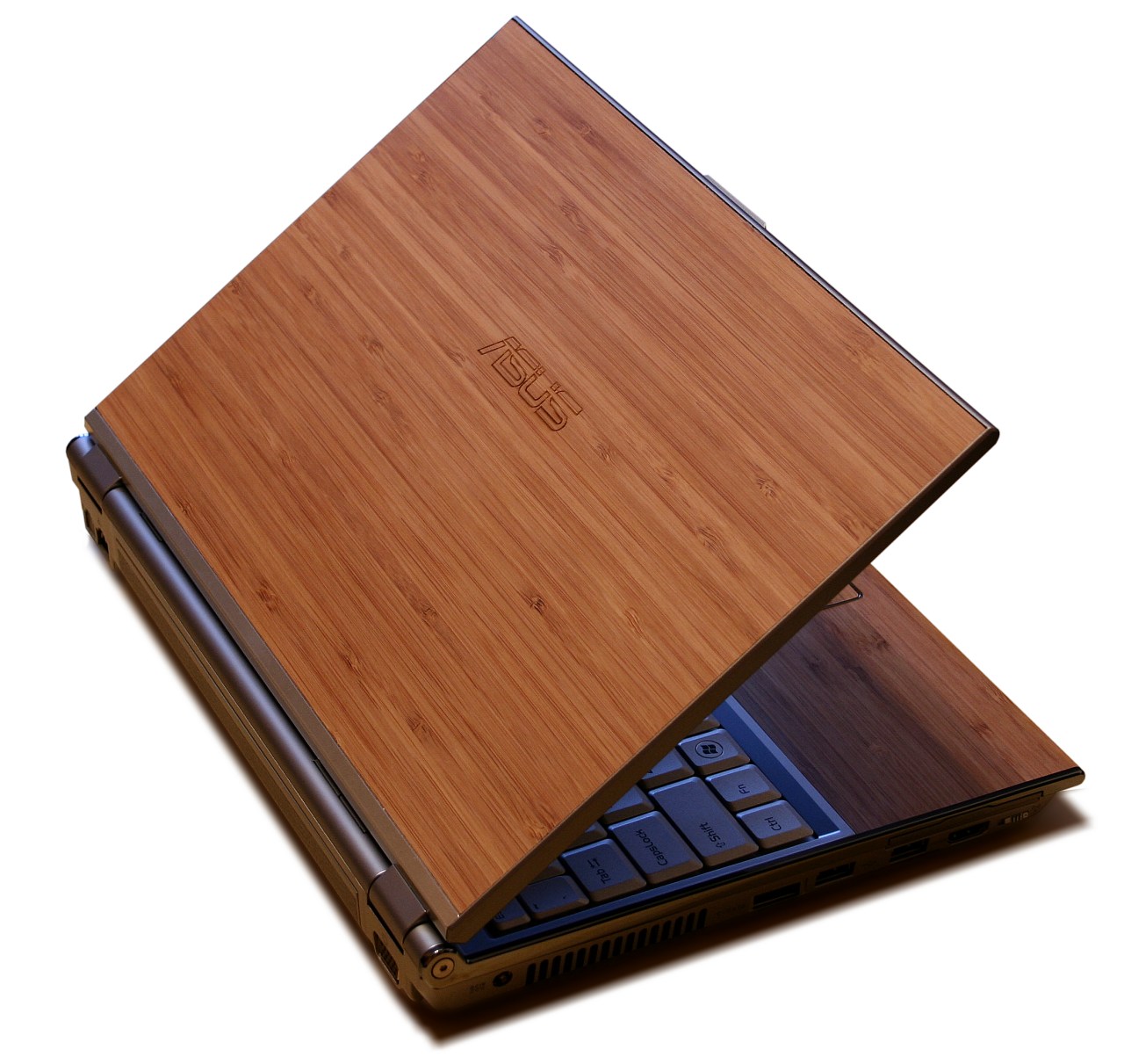 Asus U6V Bamboo - neotřelá originalita