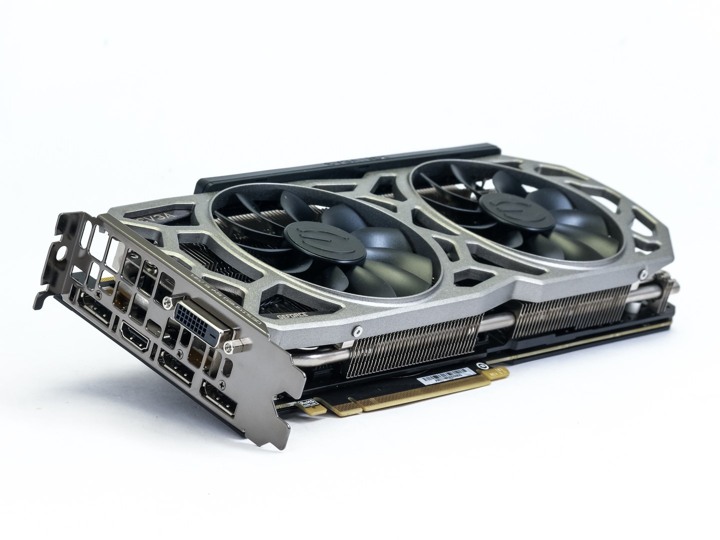 EVGA GeForce GTX 1080 Ti SC2 iCX: pro extrémní ladění