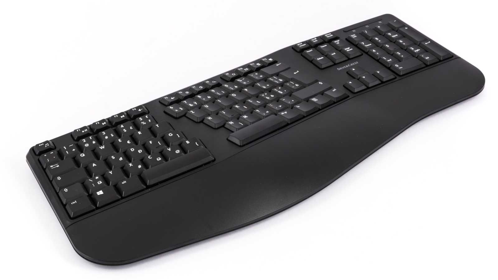 Ergonomická bezdrátová klávesnice SilverCrest z Lidlu za osm stovek v testu