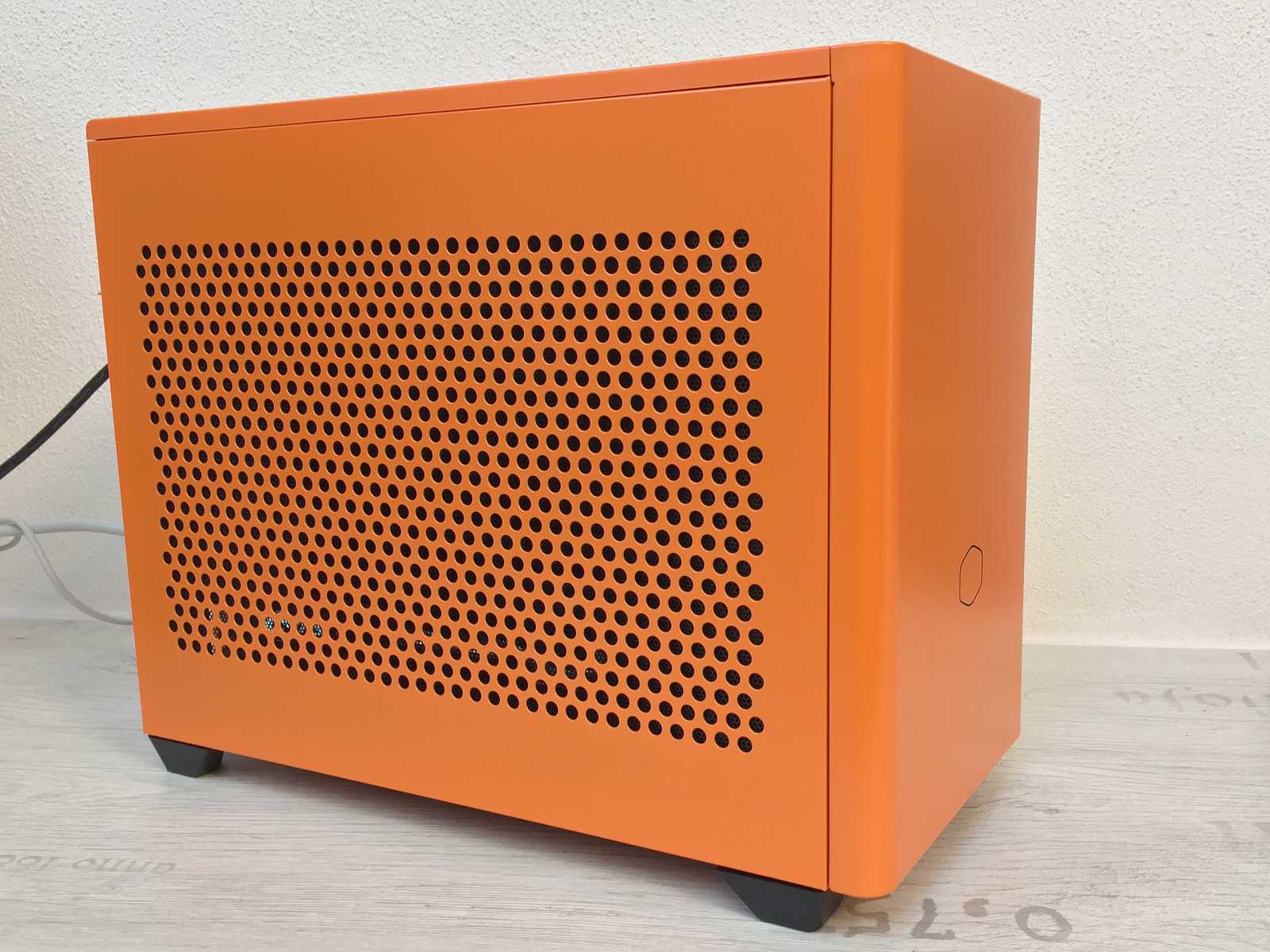 Test mini-ITX skříně Cooler Master MasterBox NR200P Color