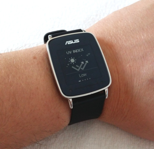 Asus VivoWatch: Stylové fitness hodinky 