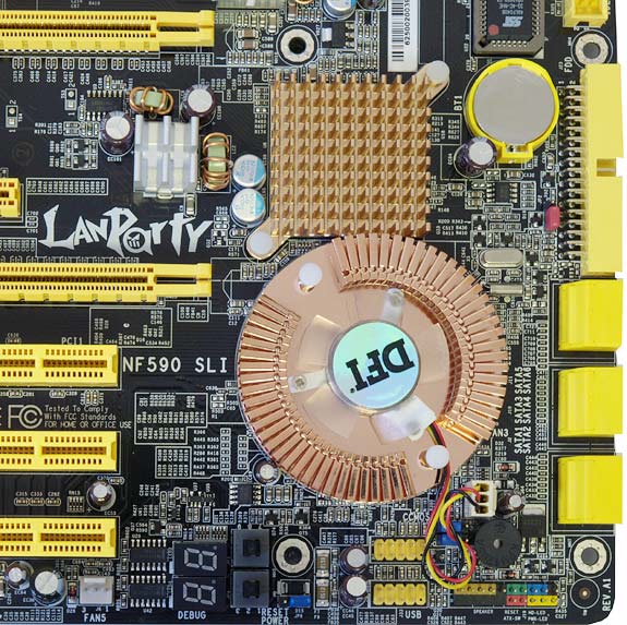 DFI NF590 SLI-M2R/G - SLI luxus podruhé