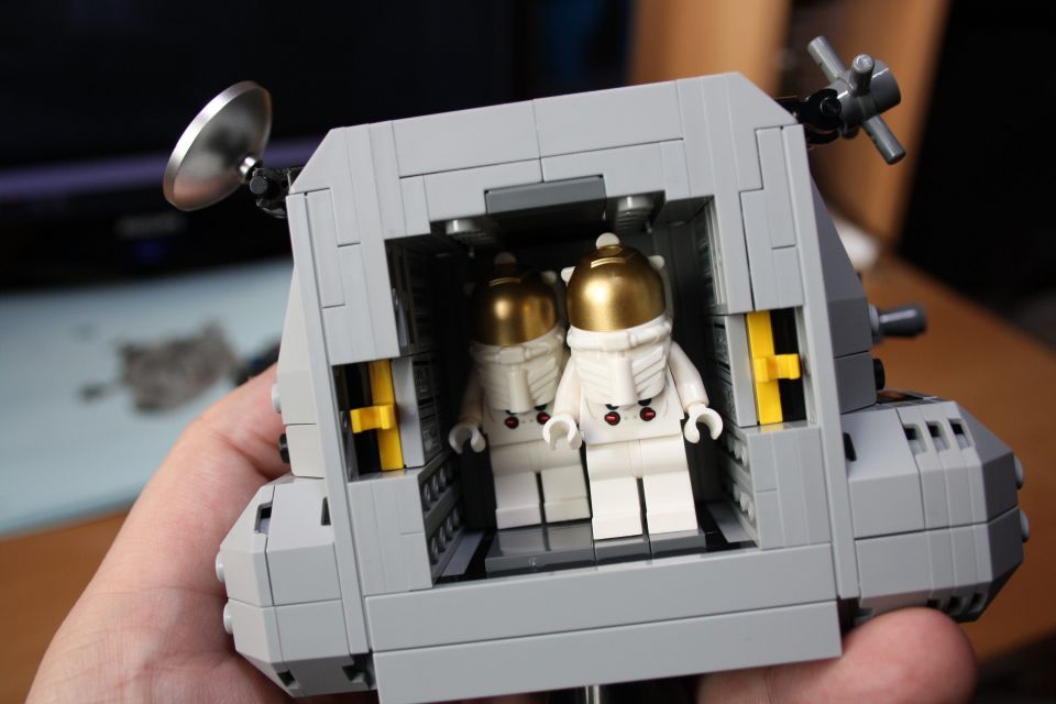 Apollo 11: Plastový LEM, skutečný Apollo Guidance Computer!