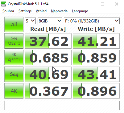  Seagate Expansion 1TB