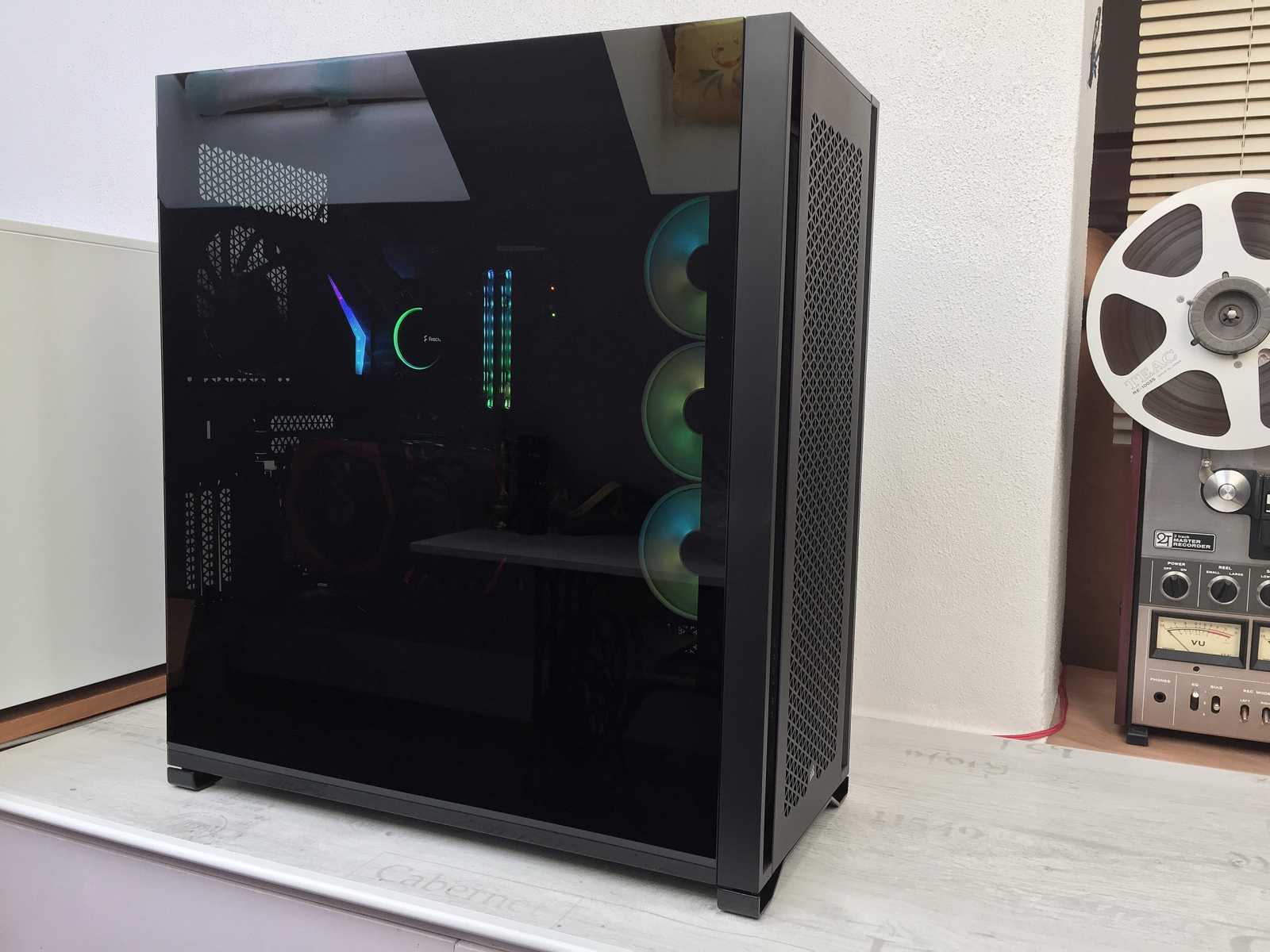 Test skříně Corsair 7000D AIRFLOW