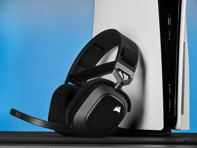 Corsair HS80 RGB Wireless Official 01