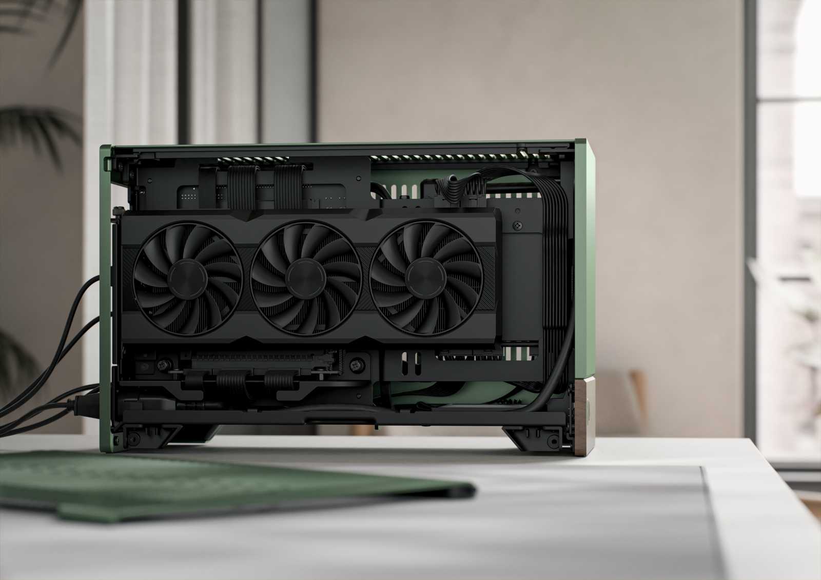 Test skříně Fractal Design Terra: malá skříň pro velké karty