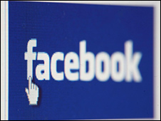 Facebook má 300 mil. uživatelů