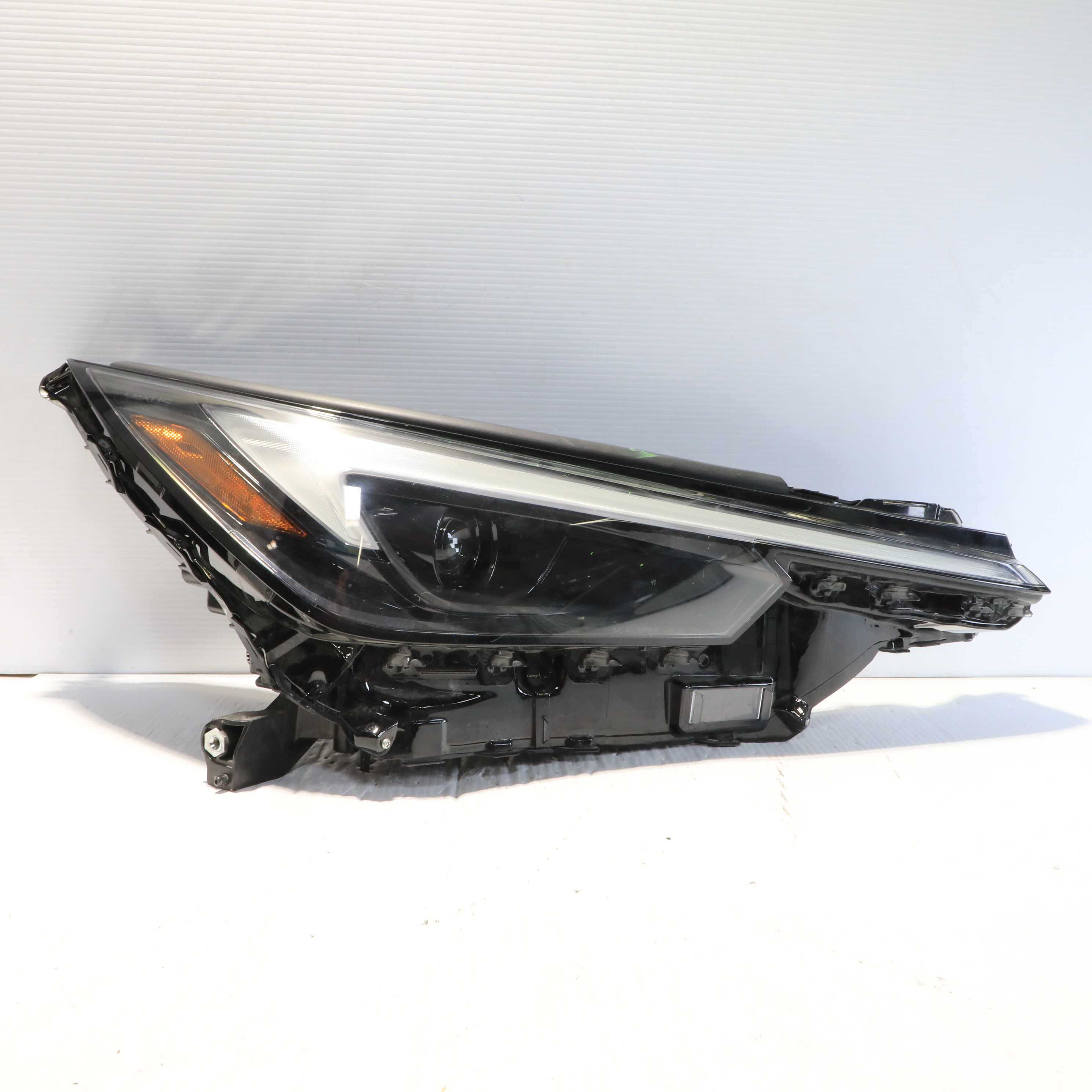 エツ28　bod.e社　TEN 2024-2025 Lexus TX350 LED Right Side Headlight Assembly OEM 81110