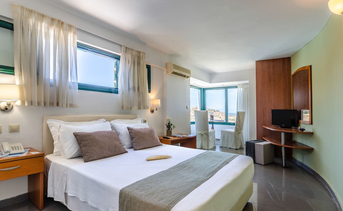 Economy Twin Room | Sea View