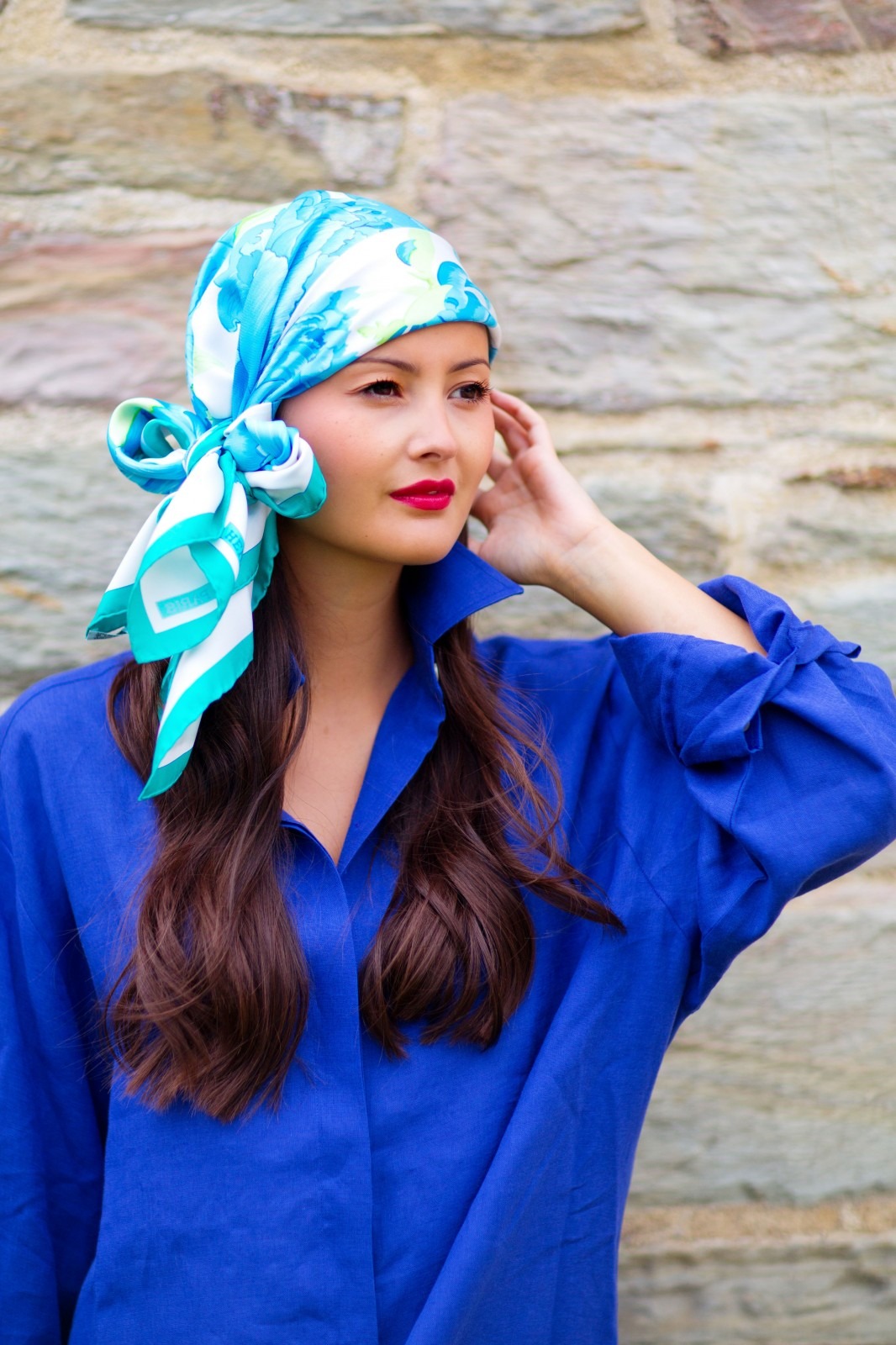 How to tie a Head Scarf. Part One - Peony Lim