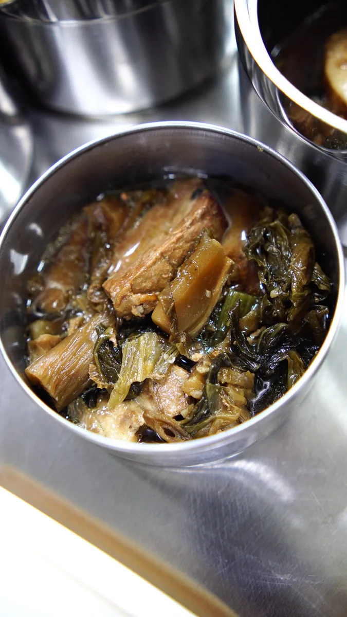 Salted Vegetable Pork Rib Soup