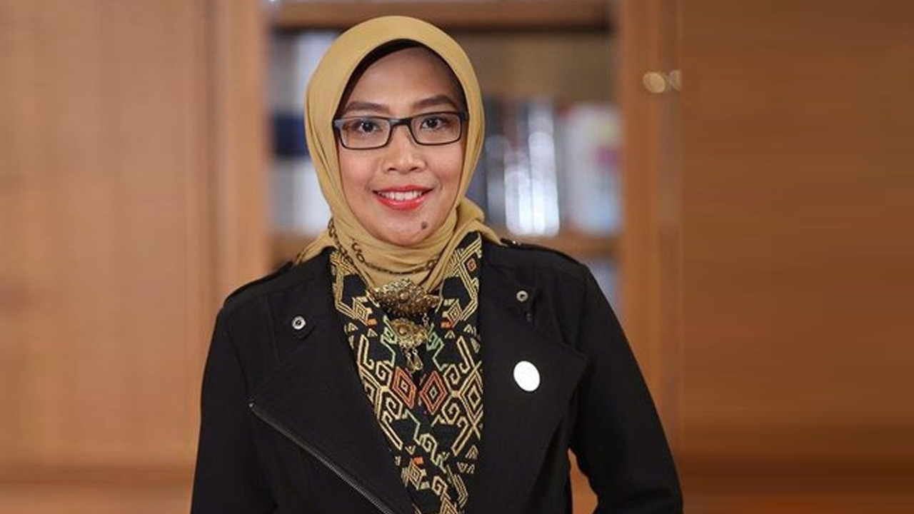 Eniya Listiani Dewi|Director General of New Renewable Energy and Energy Conservation