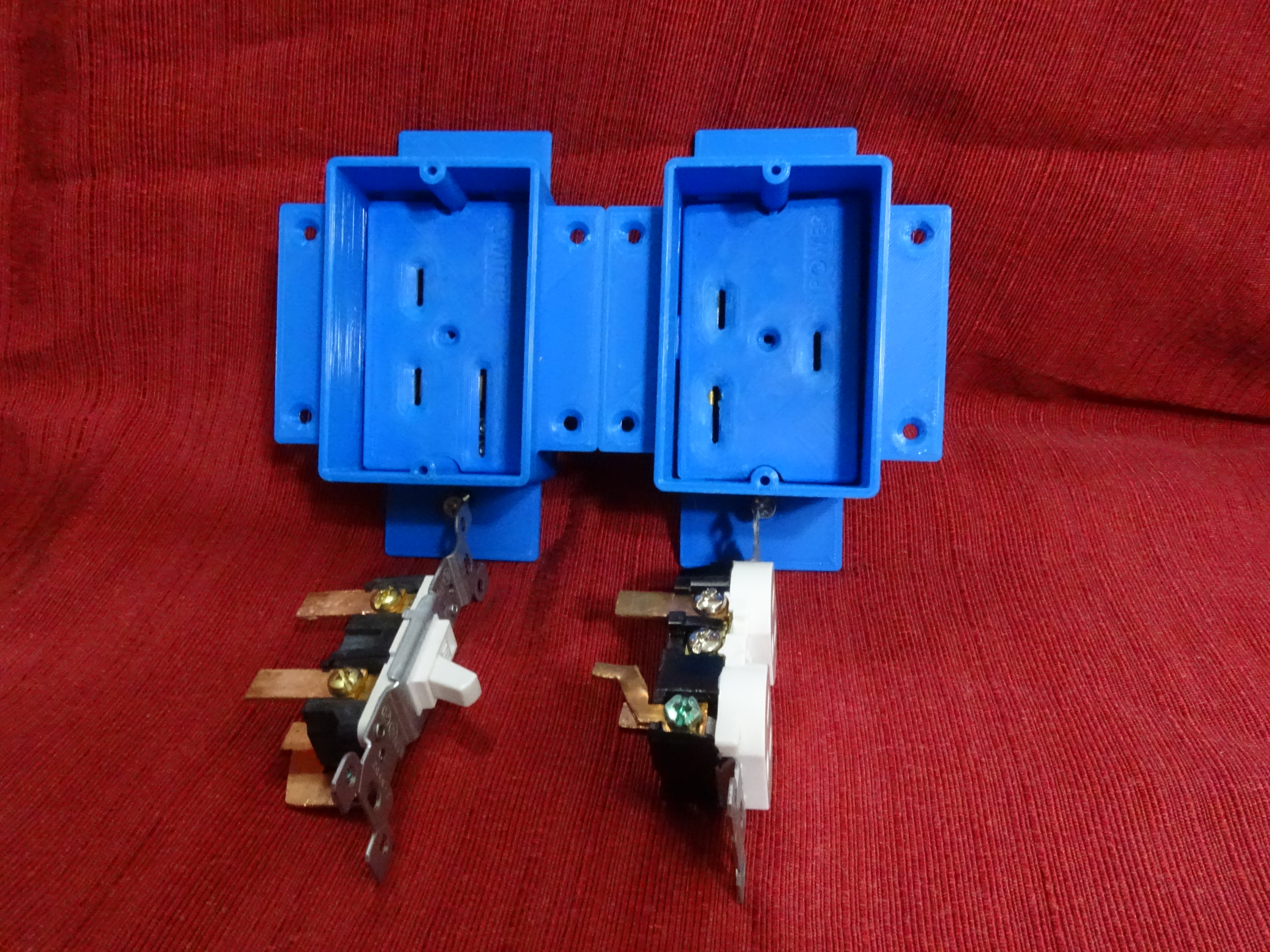 Modular Circuit Boxes And Associated Components | 7744407 | PatentFlip