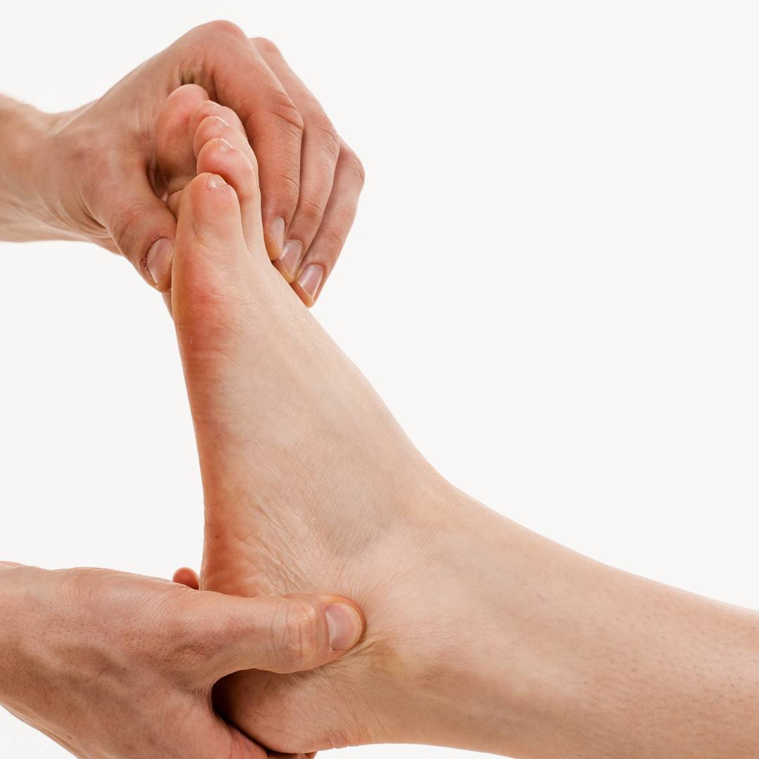 What Causes Flat Feet?