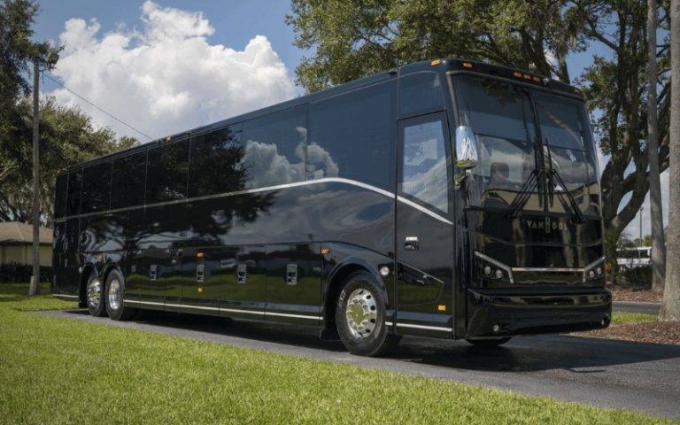Top Choices for Phoenix Charter Bus Rental Near You