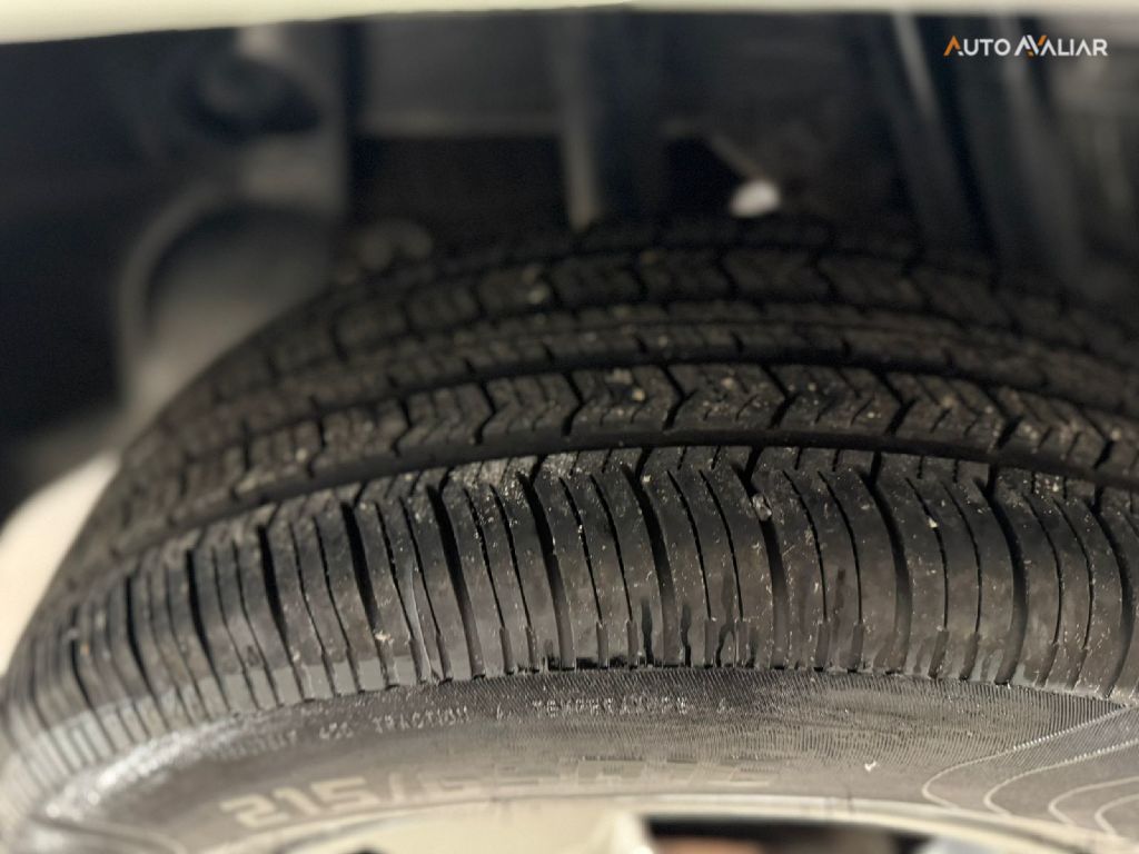 RENAULT DUSTER 2.0 TECH ROAD II 4X2 16V FLEX 4P AUTOMATICO