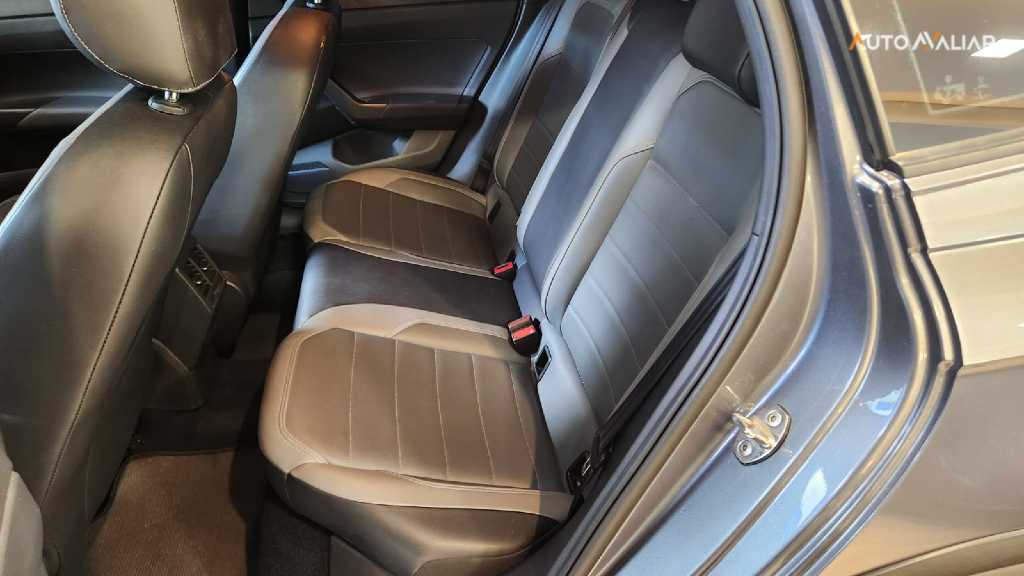 VOLKSWAGEN NIVUS 1.0 200 TSI TOTAL FLEX HIGHLINE AUTOMÁTICO